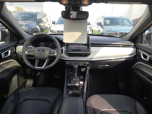 Certified 2023 Jeep Compass Limited w/ Elite Group AWD/4WD image 15