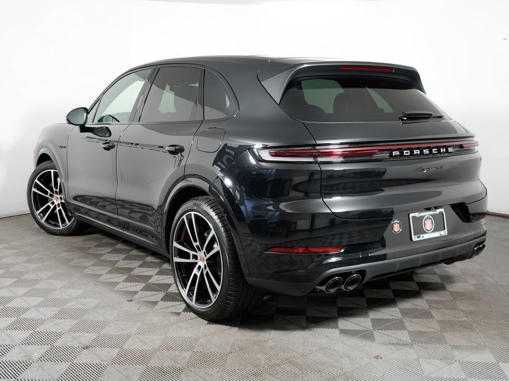 New 2026 Porsche Cayenne S AWD/4WD image 3