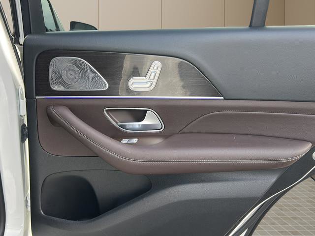 Used 2021 Mercedes-Benz GLE 350 w/ 3rd Row Seat Package image 55