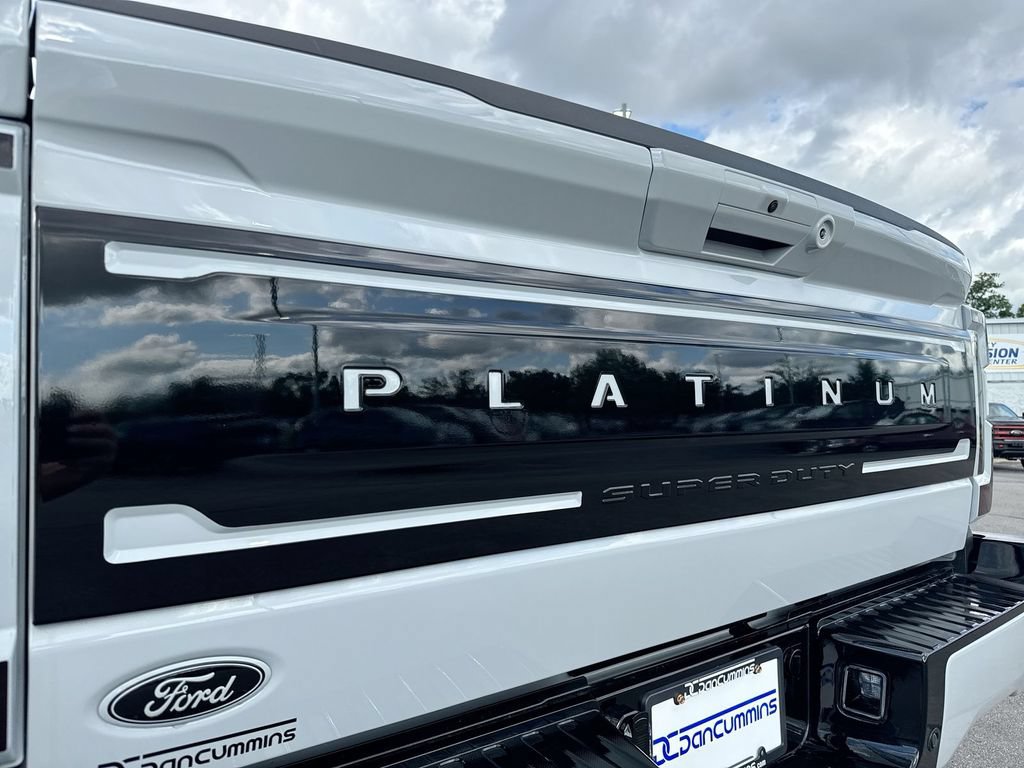 Used 2026 Ford F450 Platinum w/ FX4 Off-Road Package AWD/4WD image 29