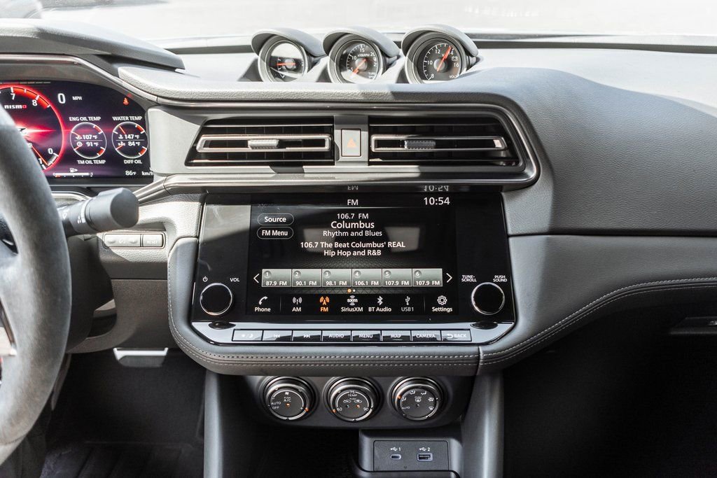 Used 2024 Nissan Z NISMO w/ Floor Mat Package image 18