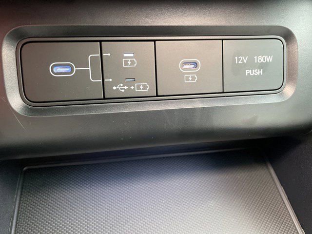 New 2026 Hyundai Tucson Limited image 17