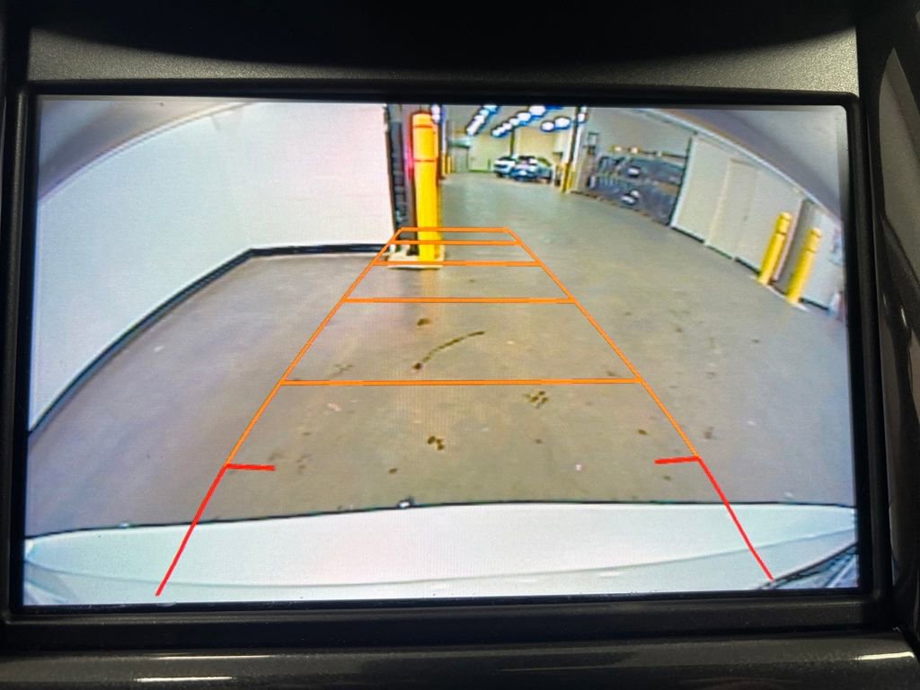 Used 2016 Chevrolet Impala LTZ w/ Enhanced Convenience Package image 22