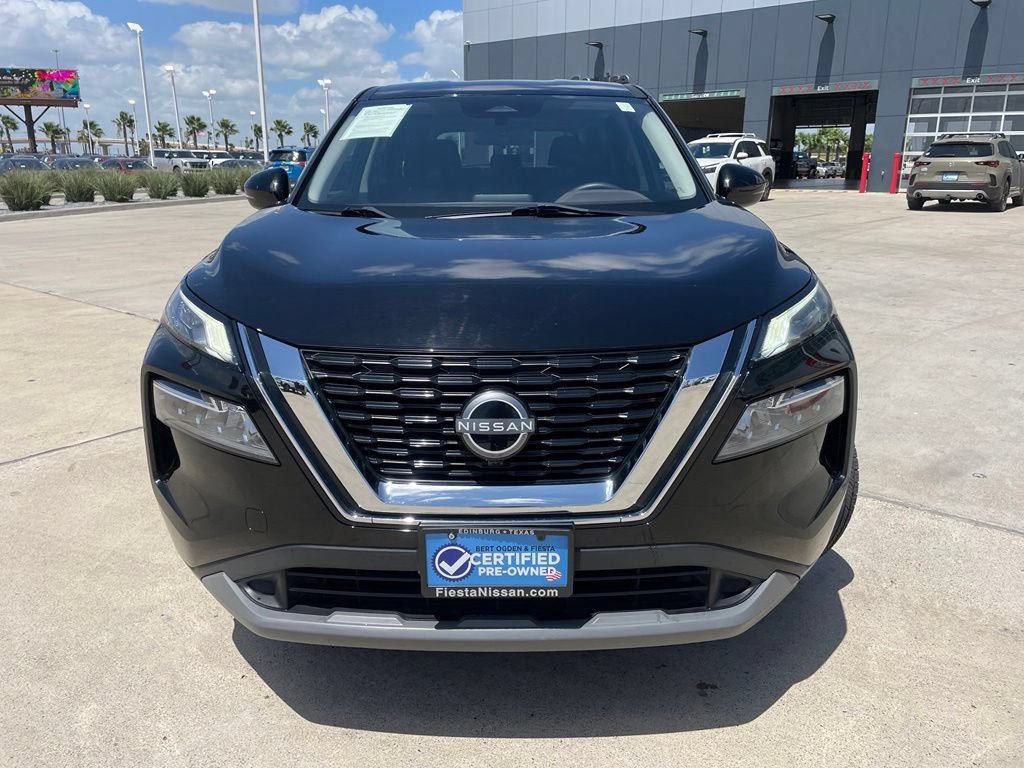Certified 2022 Nissan Rogue SV FWD image 2