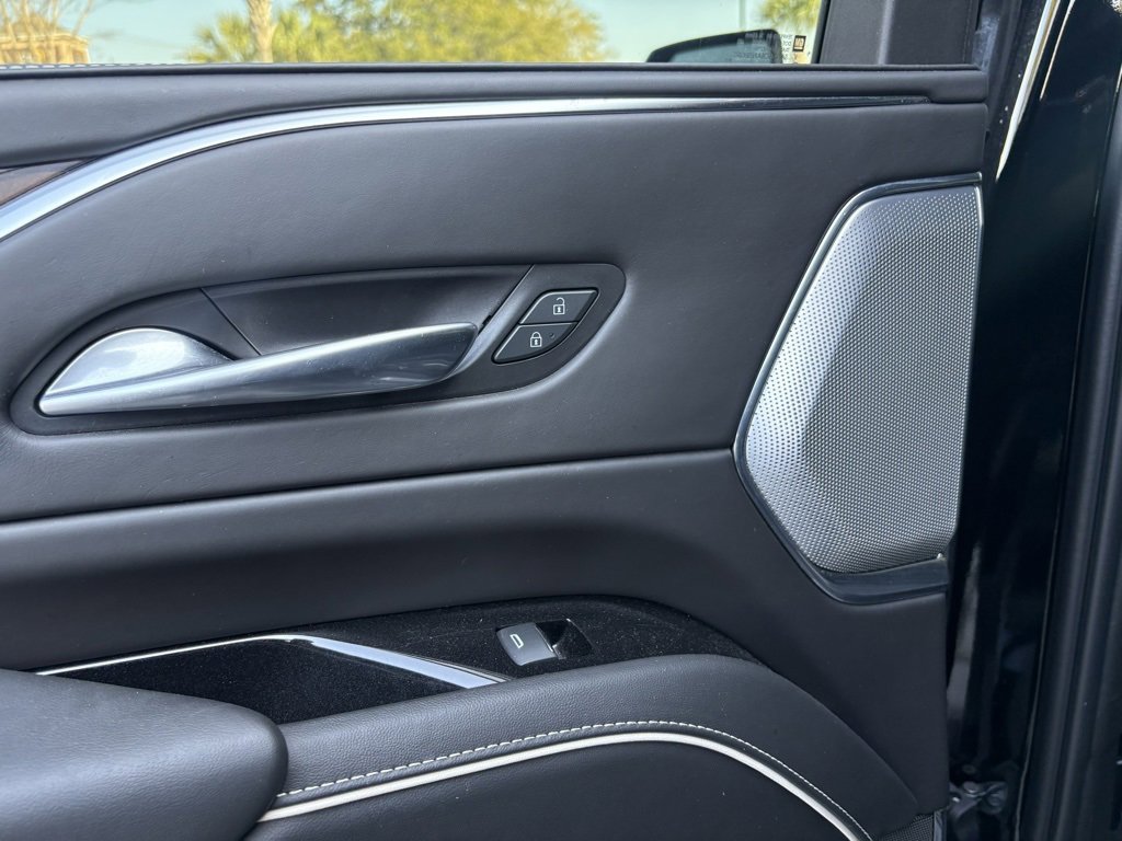 Used 2023 Cadillac Escalade Sport Platinum image 17