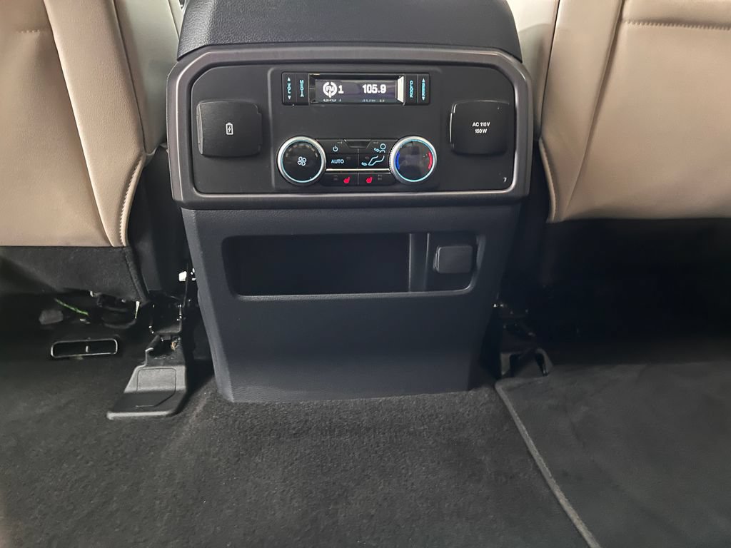 Used 2023 Ford Expedition Platinum AWD/4WD image 9