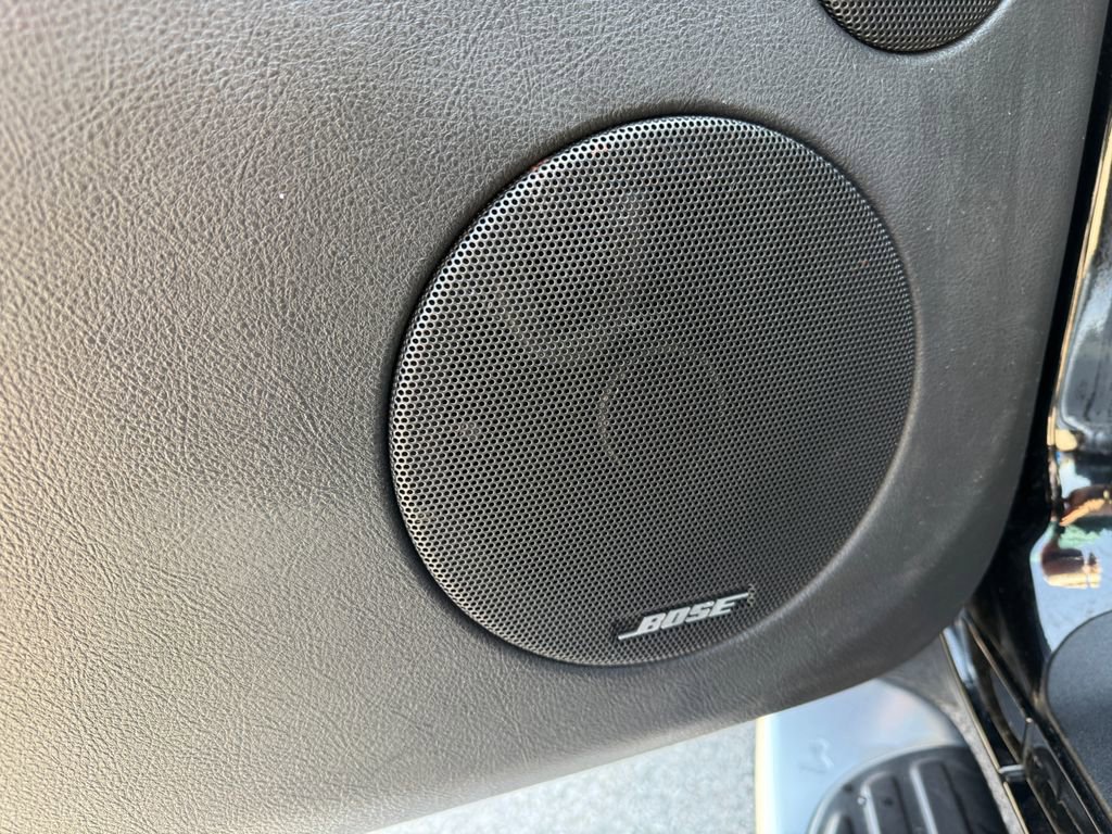 Used 2003 Chevrolet SSR w/ Preferred Equipment Group RWD image 15