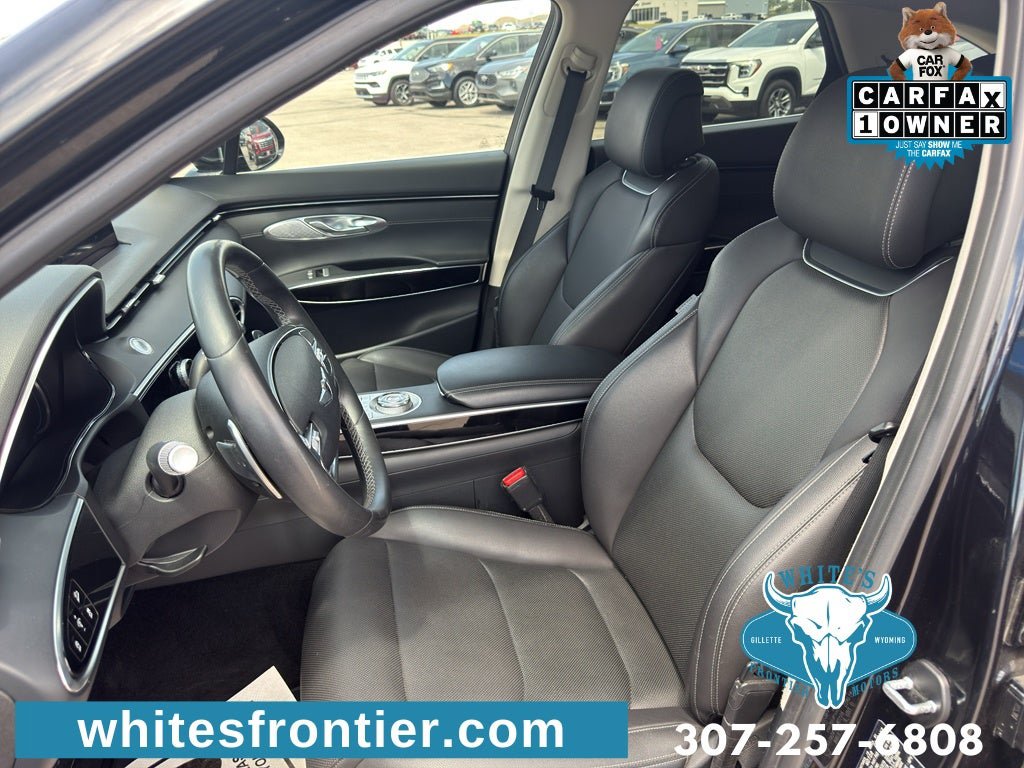 Used 2025 Genesis GV70 2.5T AWD/4WD image 12