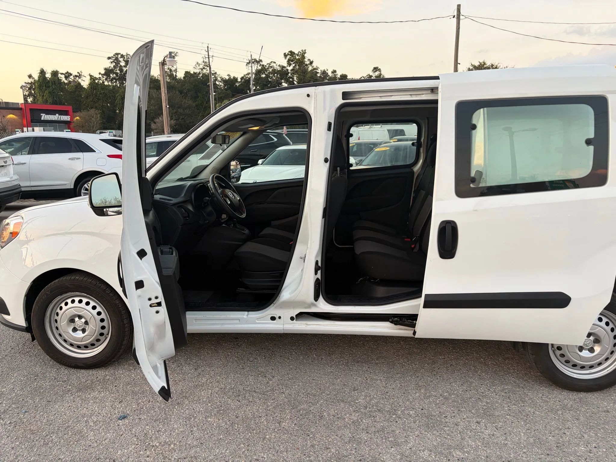 Used 2022 RAM ProMaster City Wagon image 12