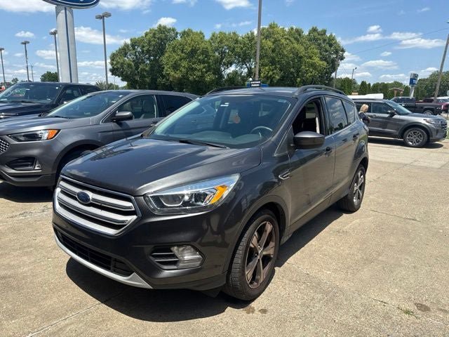 Used 2018 Ford Escape SEL FWD image 3