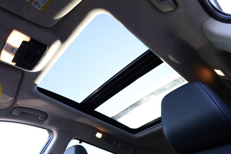 New 2025 Nissan Pathfinder Platinum image 11