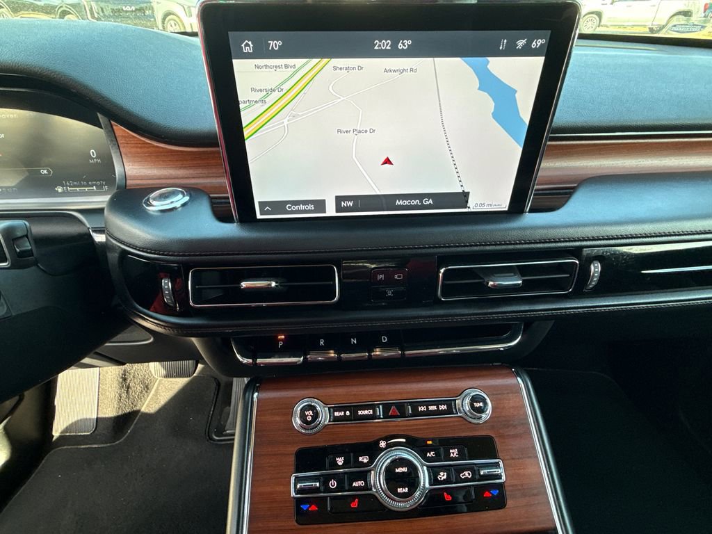 Used 2023 Lincoln Aviator Reserve image 31