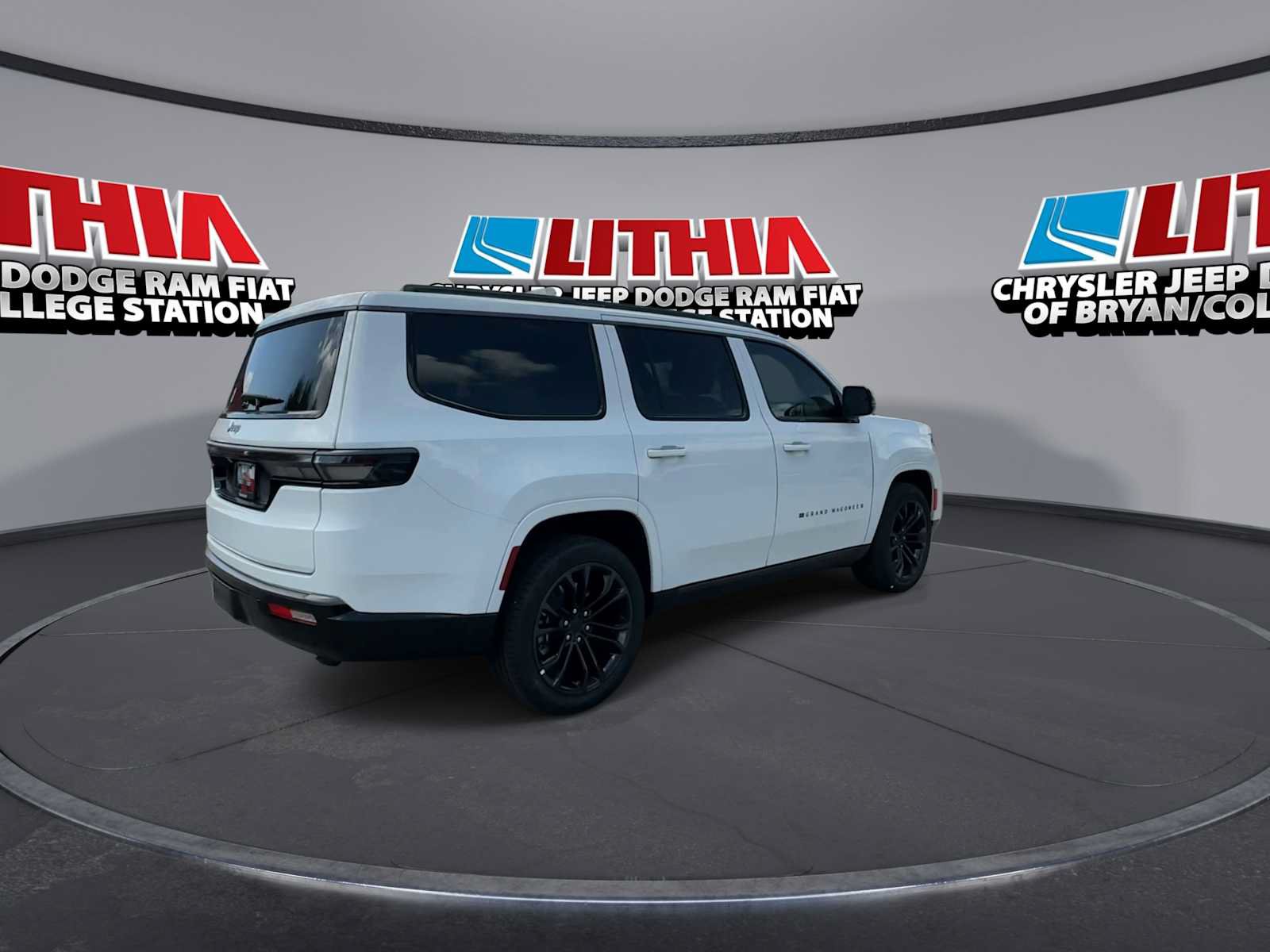 New 2026 Jeep Grand Wagoneer Summit w/ Premium Group III AWD/4WD image 8