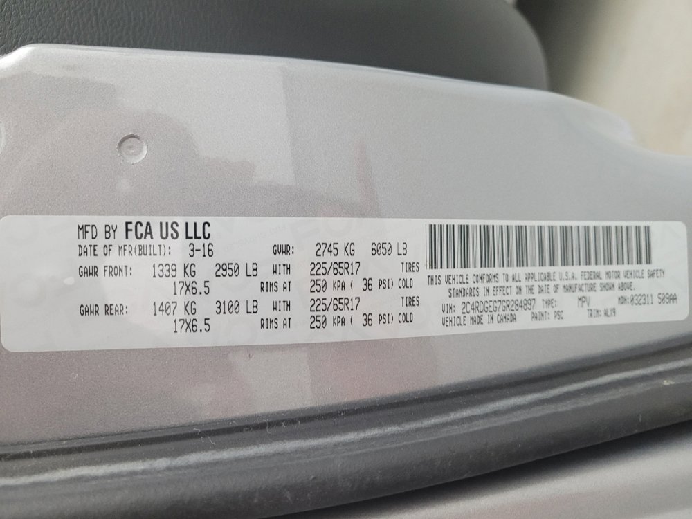 Used 2016 Dodge Grand Caravan R/T w/ Safety Sphere Group FWD image 33