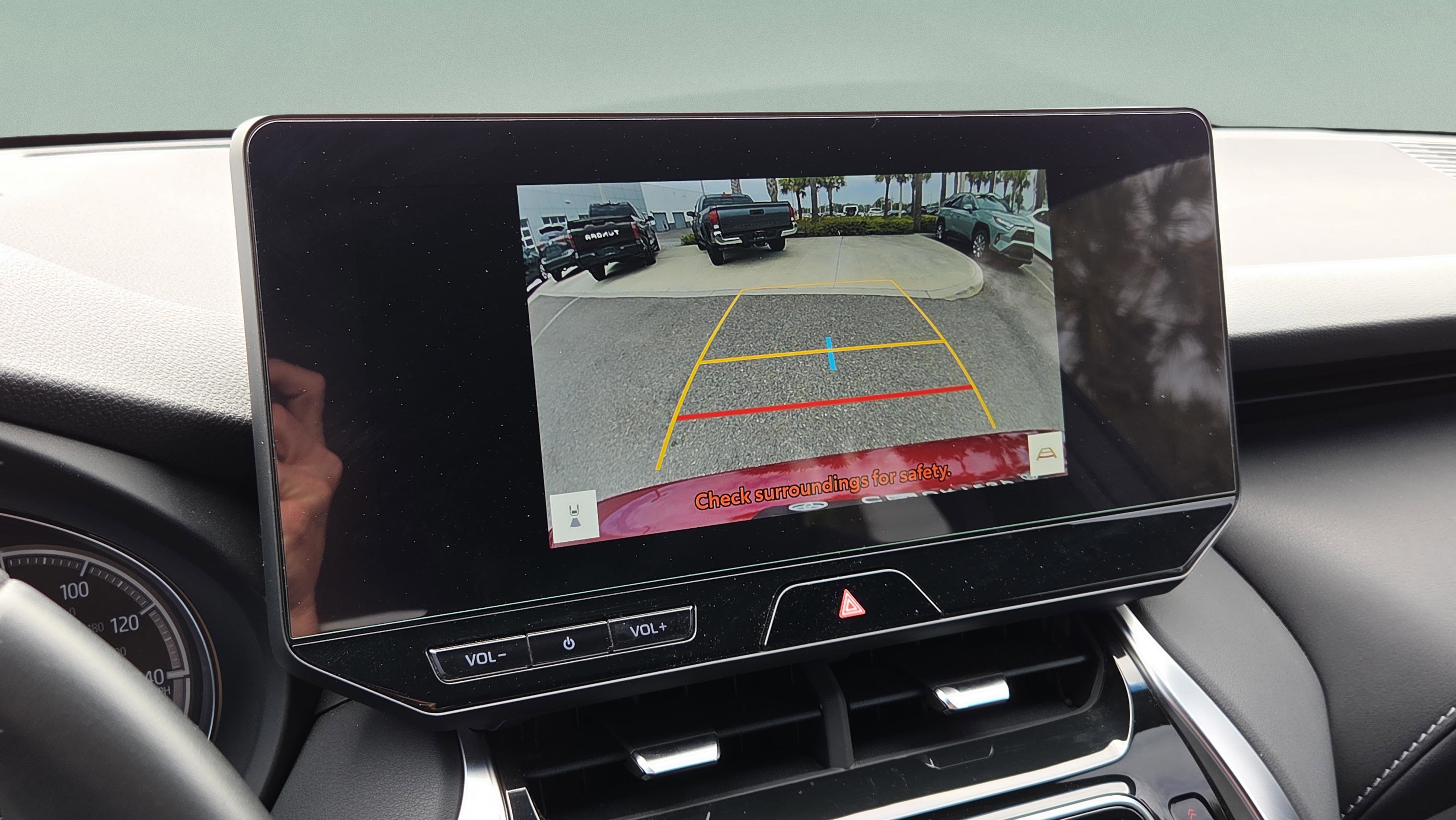 Certified 2024 Toyota Venza Nightshade image 22