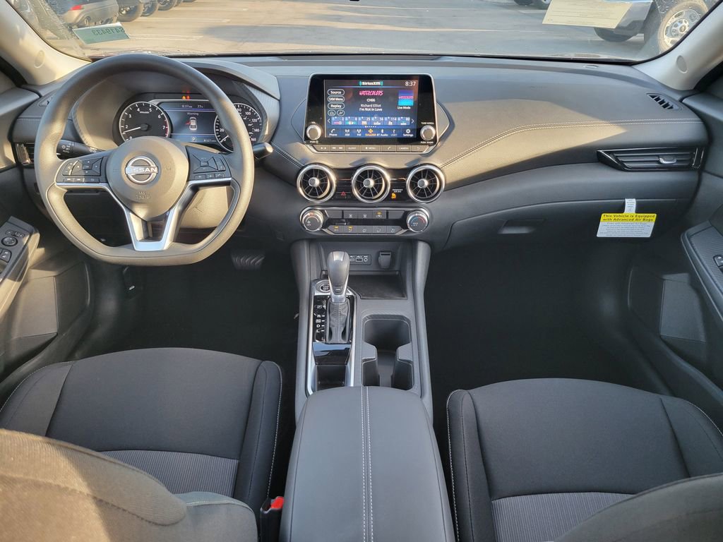 Used 2025 Nissan Sentra SV image 9