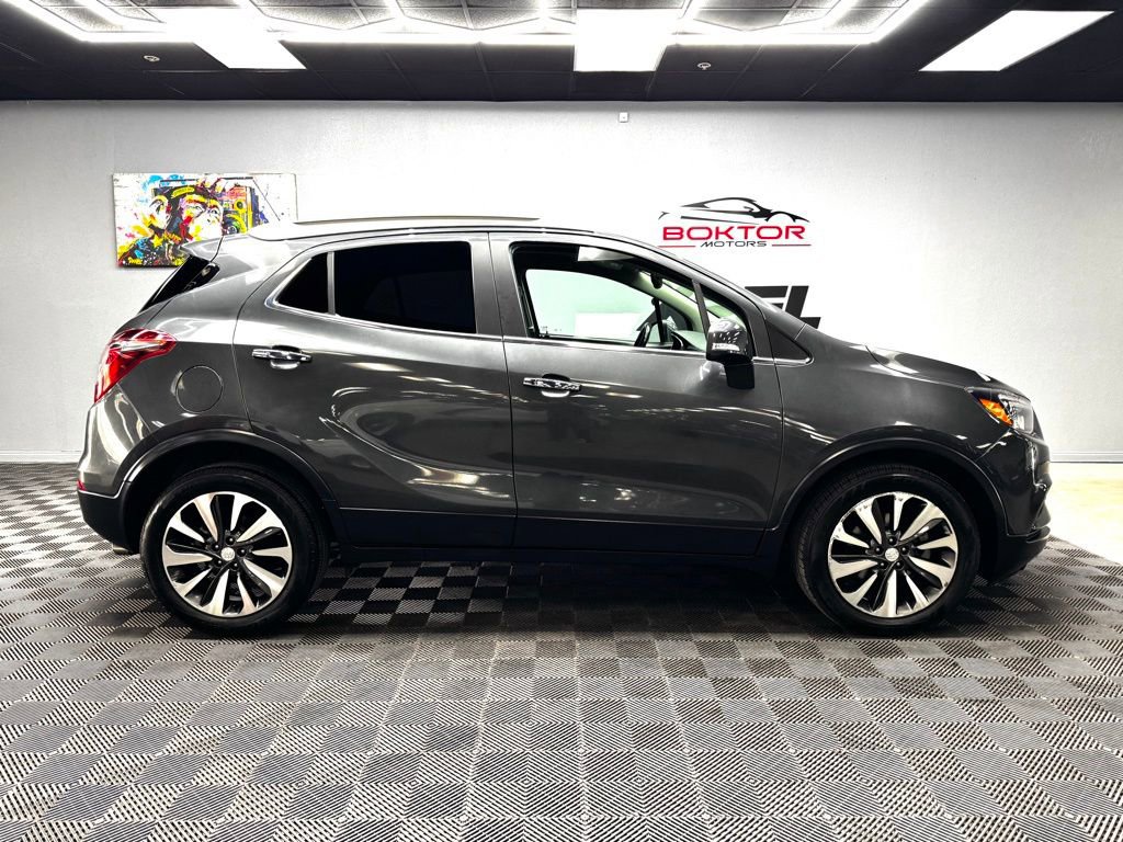 Used 2018 Buick Encore Essence FWD image 17