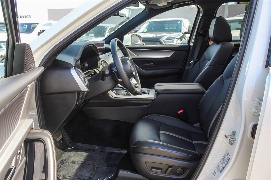 New 2025 MAZDA CX-90 Plug-In Hybrid w/ Premium Plus image 18