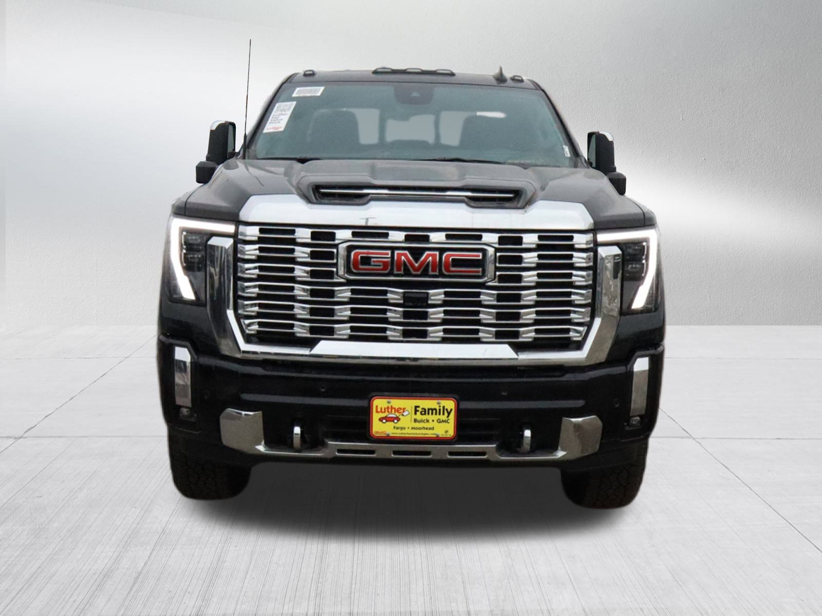 New 2026 GMC Sierra 2500 Denali w/ Denali Reserve Package image 2