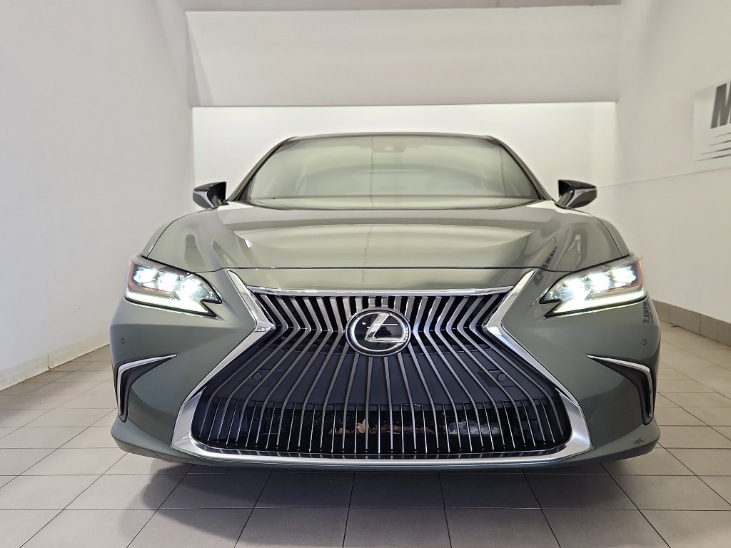 Used 2019 Lexus ES 350 w/ Accessory Package 2 image 3