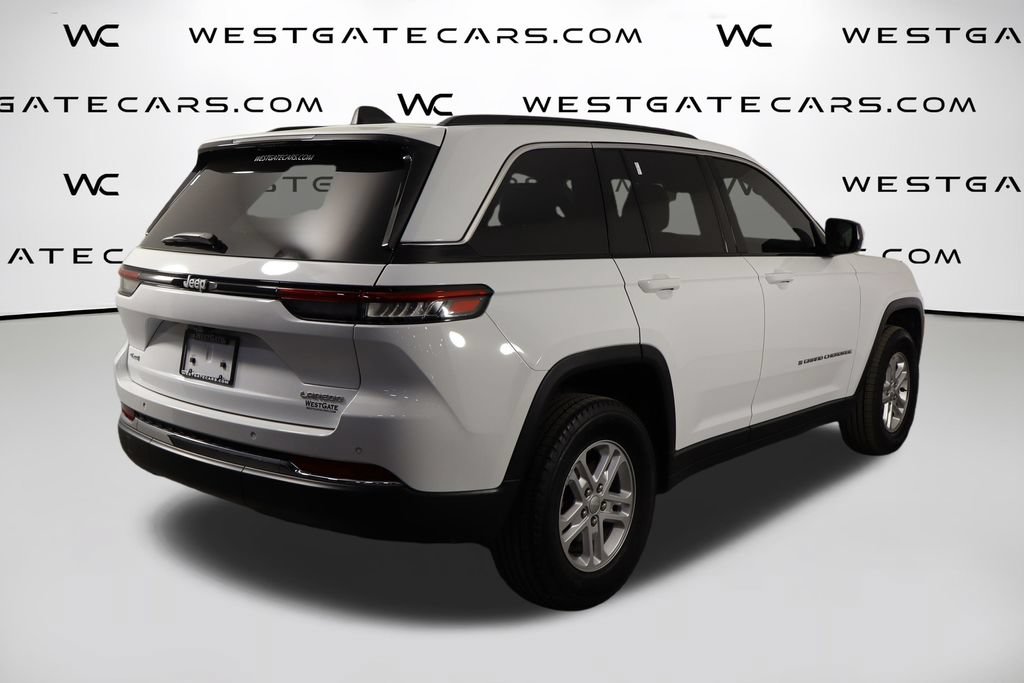 Used 2025 Jeep Grand Cherokee Laredo w/ Luxury Tech Group I AWD/4WD image 42