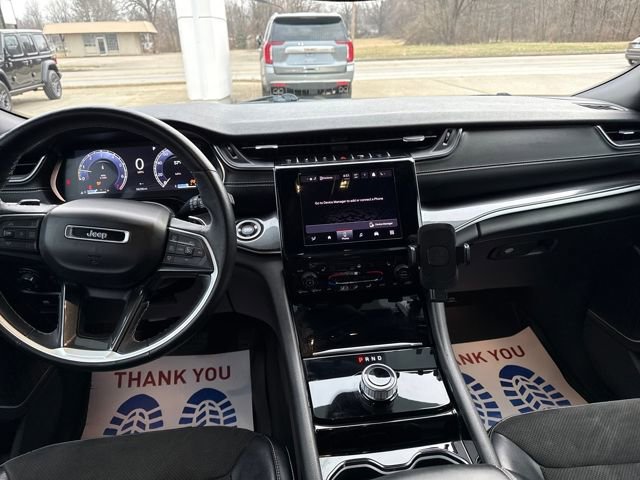 Used 2021 Jeep Grand Cherokee L Laredo image 8