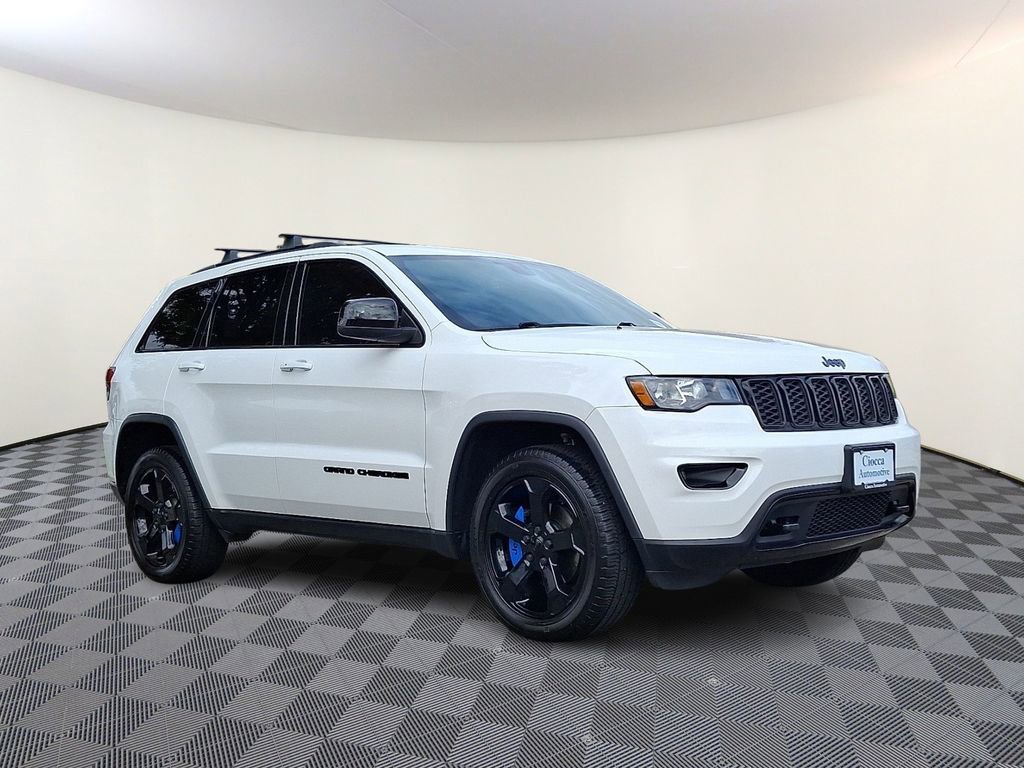 Used 2020 Jeep Grand Cherokee Laredo