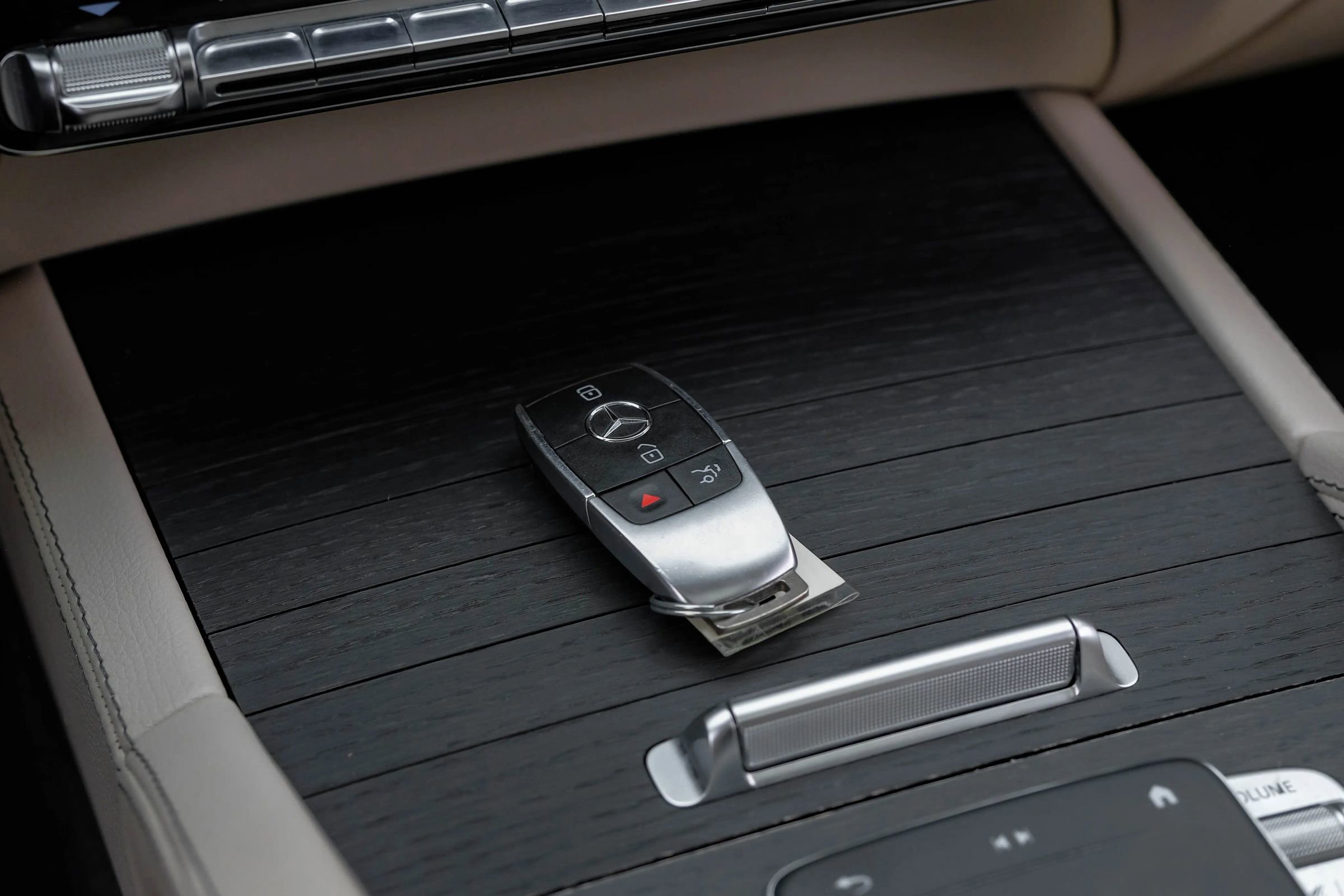 Used 2020 Mercedes-Benz GLS 450 4MATIC image 66