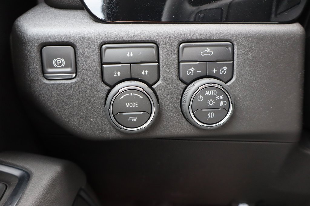 New 2026 Chevrolet Silverado 3500 LT image 15