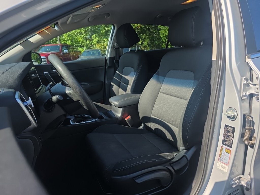 Used 2022 Kia Sportage LX AWD/4WD image 14