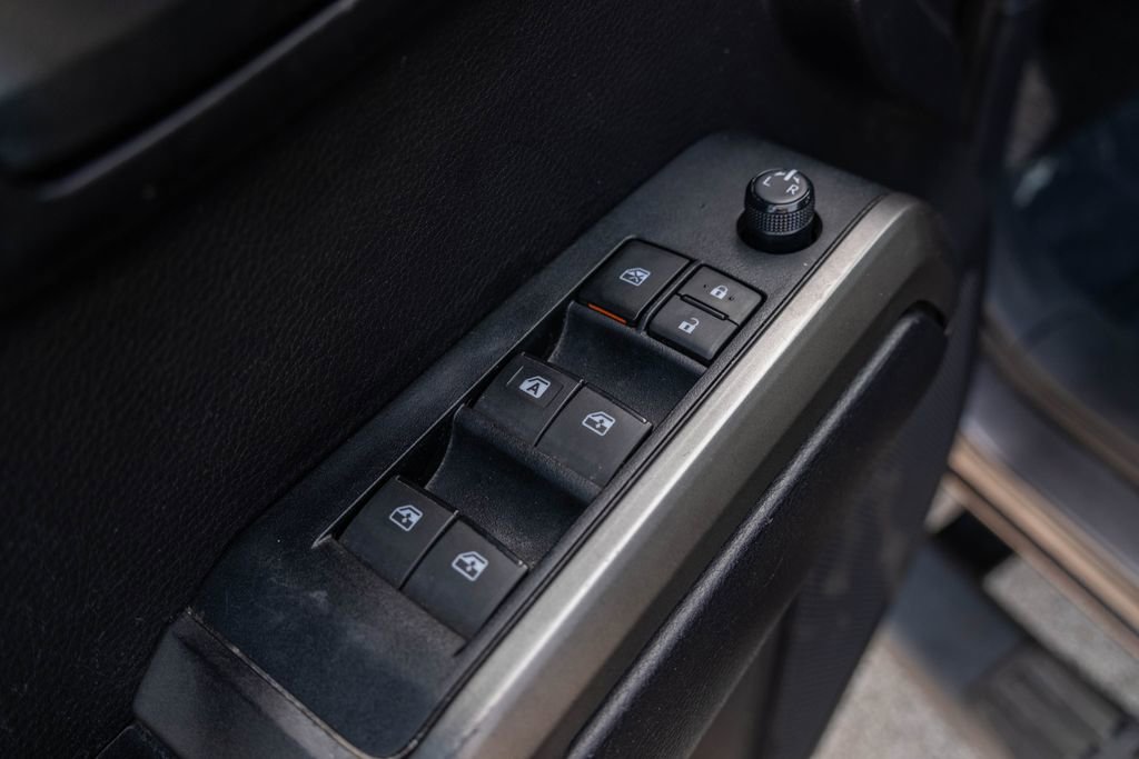 Used 2020 Toyota Tacoma SR5 image 11