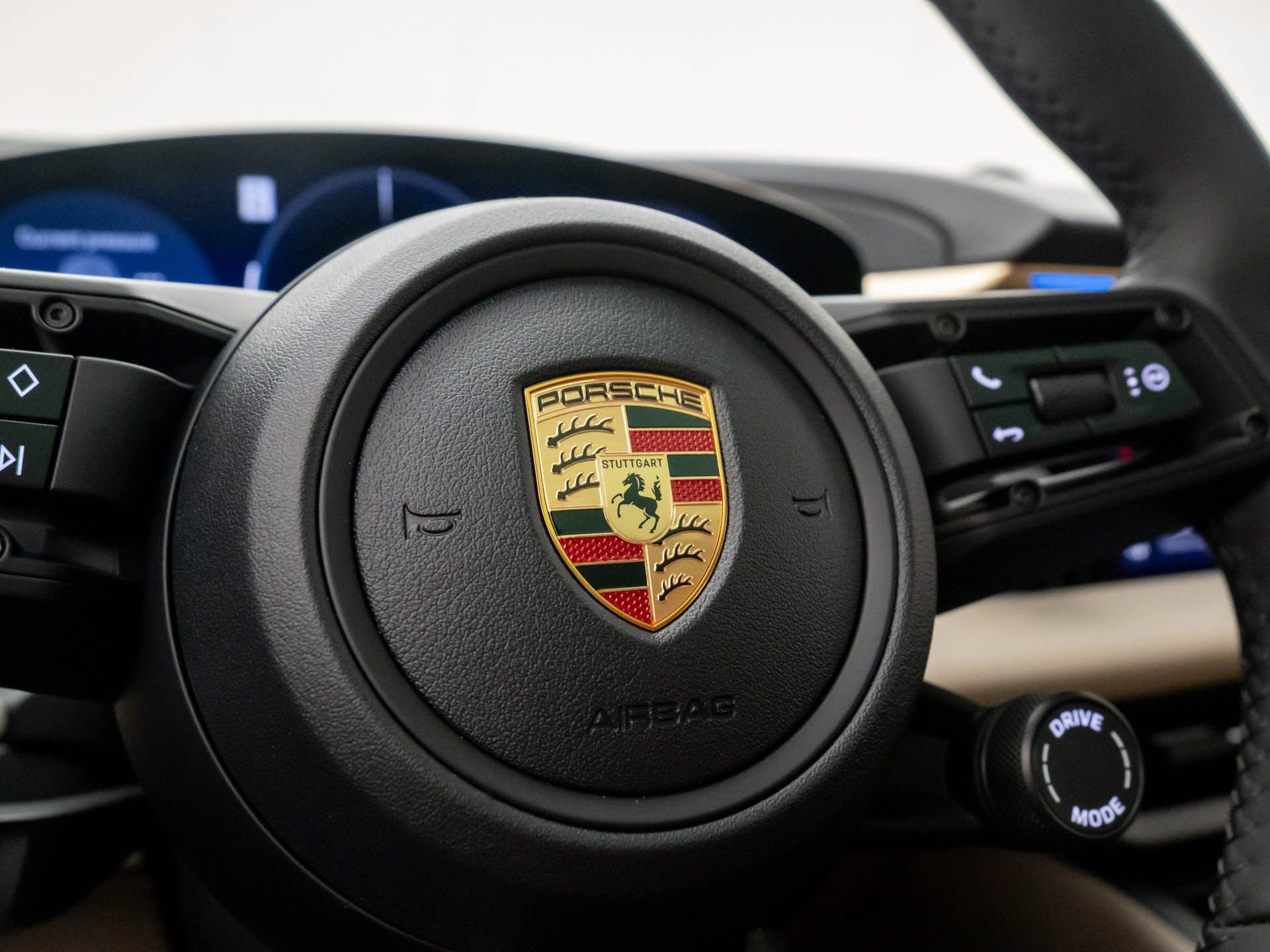 New 2025 Porsche Macan 4 Electric image 27