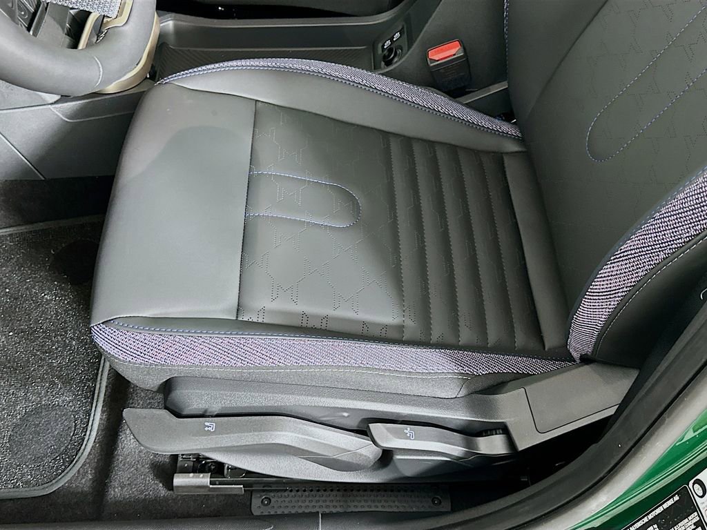 Certified 2025 MINI Cooper 4-Door Hardtop image 20