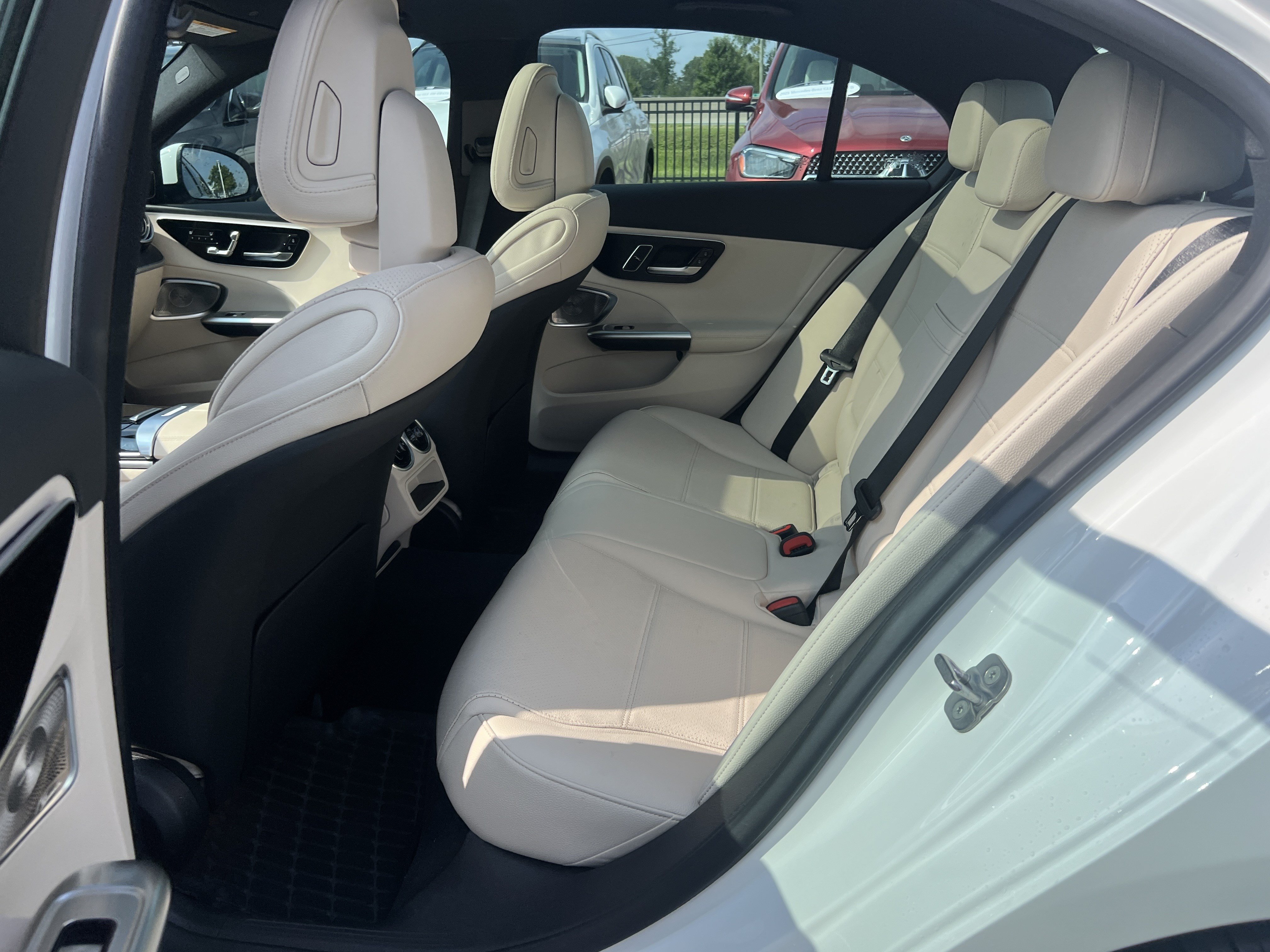 Certified 2025 Mercedes-Benz C 300 Sedan image 33