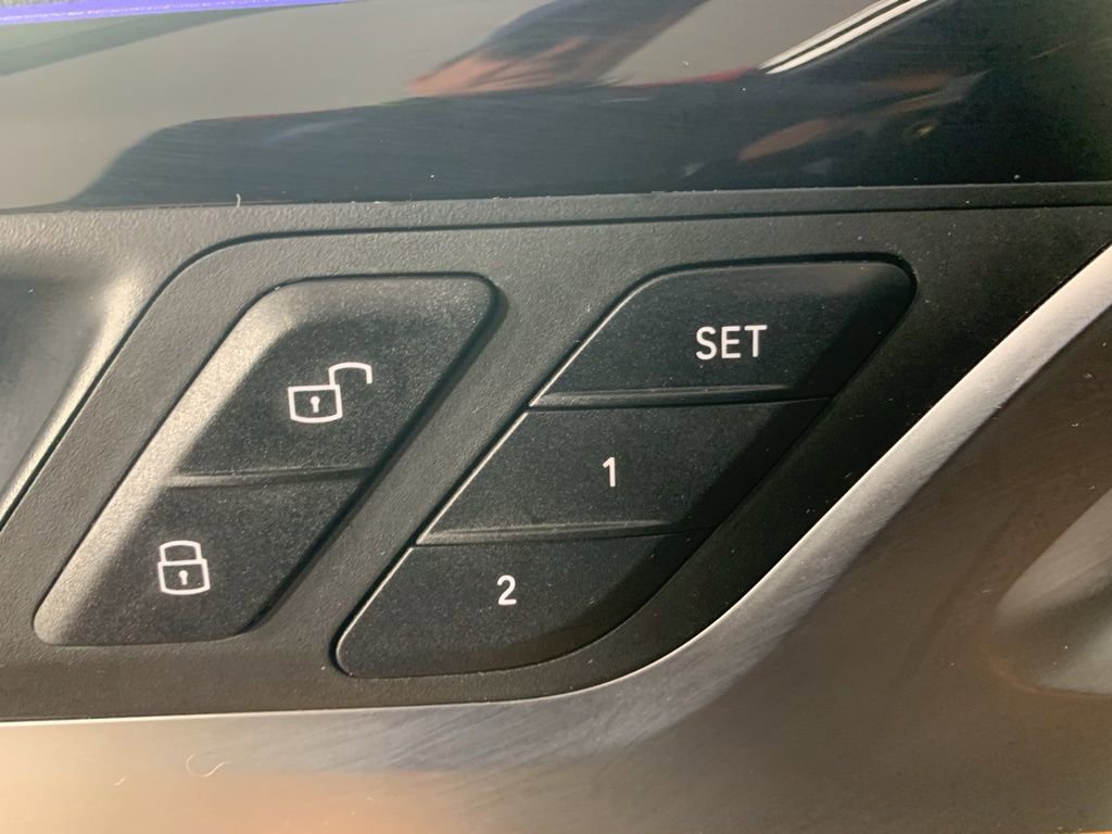 Used 2023 BMW X3 xDrive30i AWD/4WD image 17