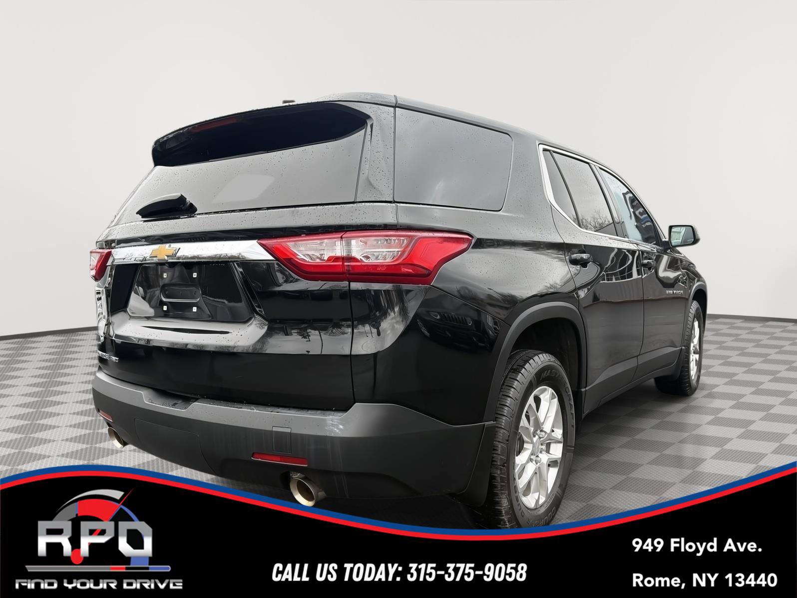 Used 2021 Chevrolet Traverse LS w/ LPO, Floor Liner Package image 5