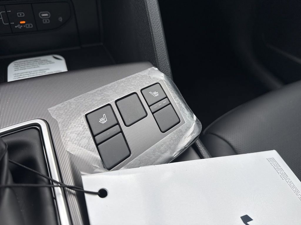 New 2026 Kia Sportage EX image 18