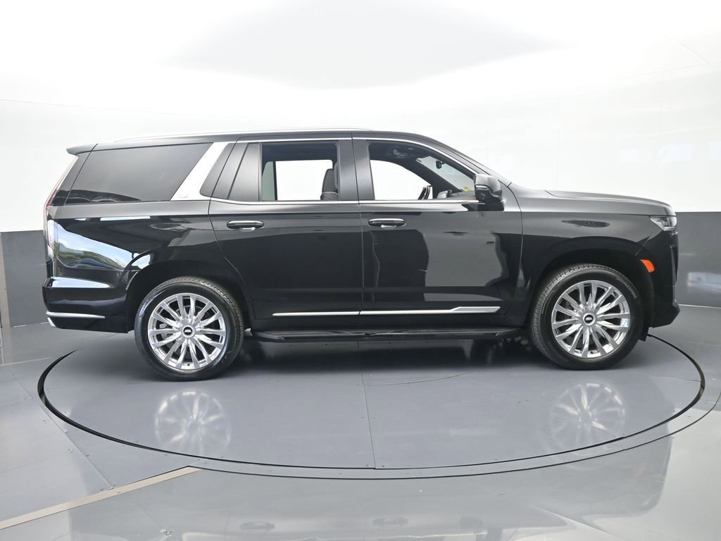 Used 2023 Cadillac Escalade Premium Luxury image 7