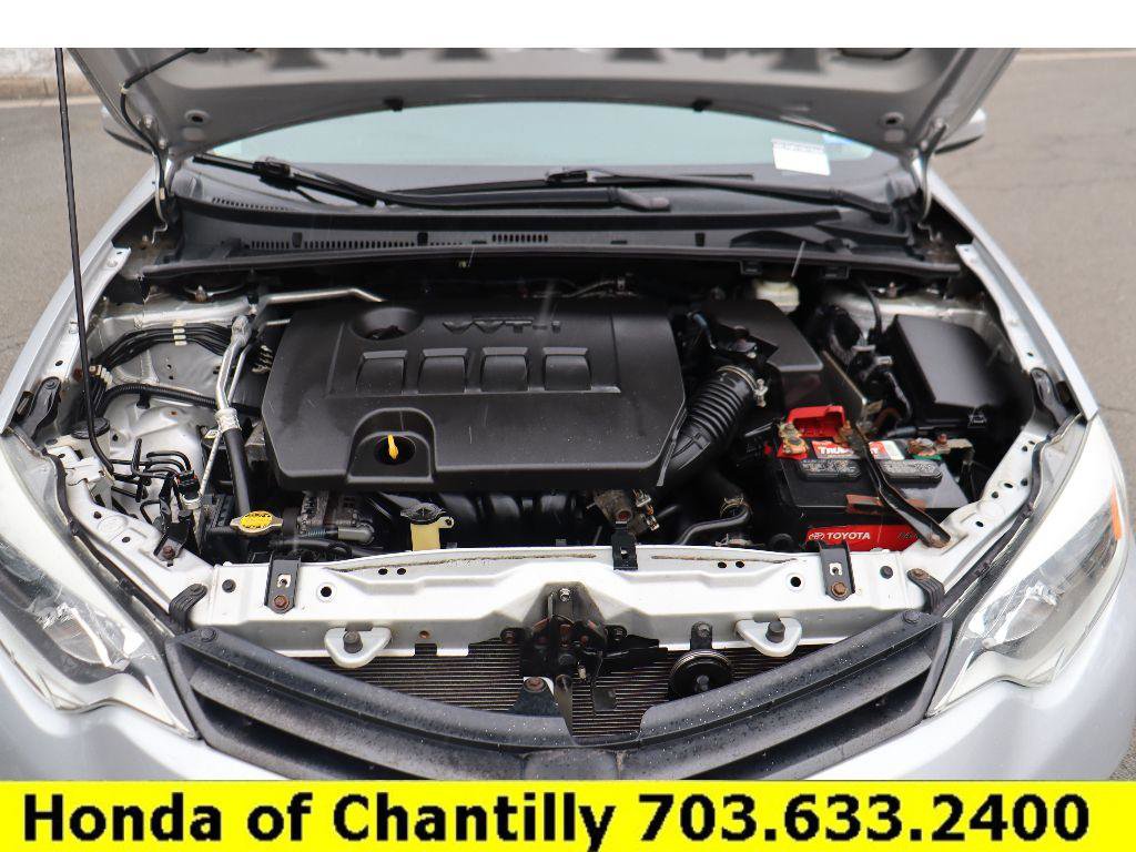 Used 2014 Toyota Corolla LE image 31