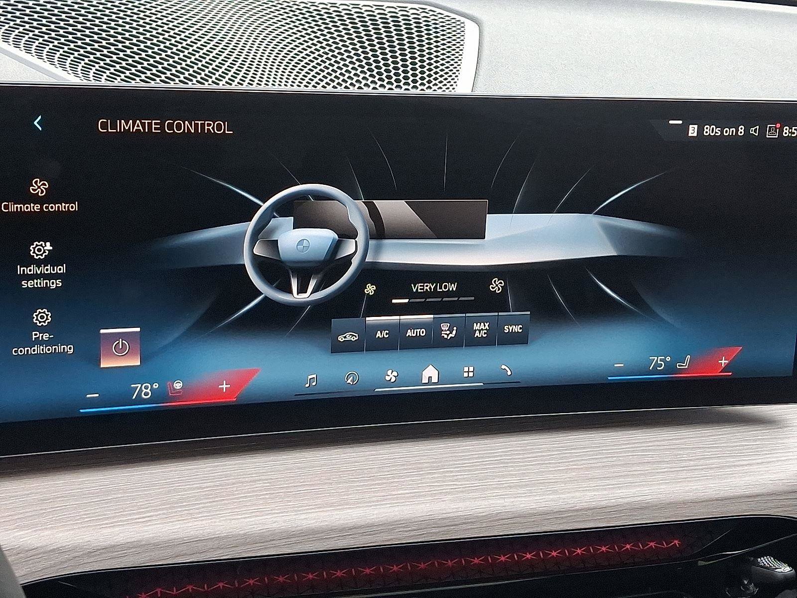 Used 2025 BMW 330i xDrive Sedan image 16