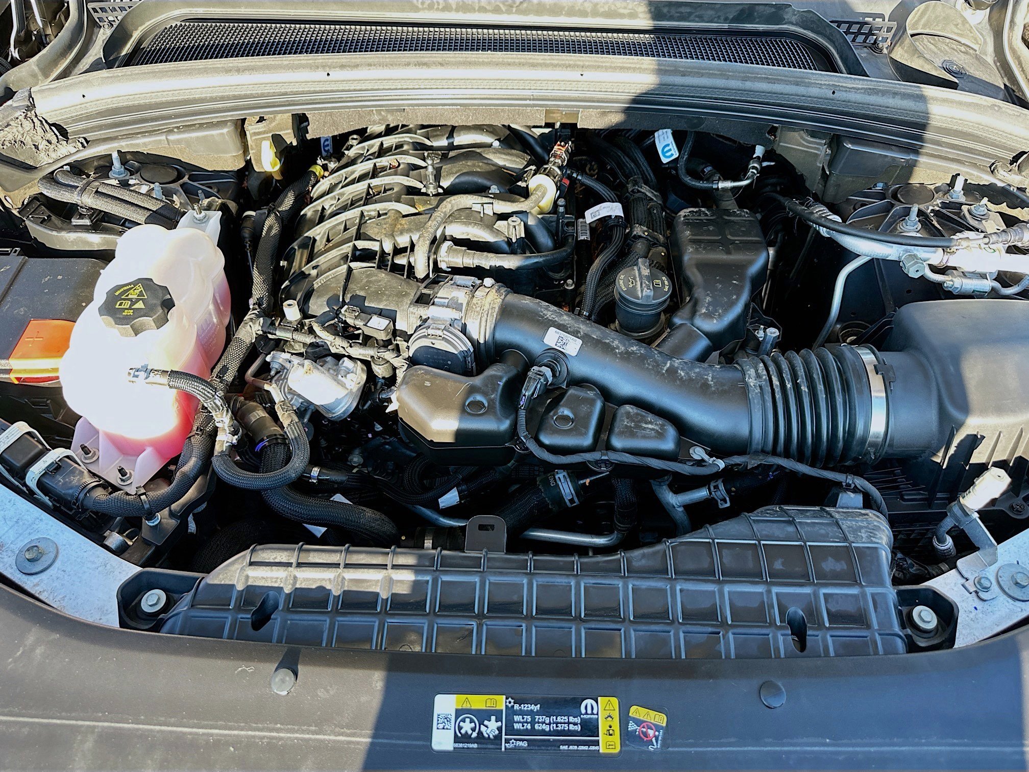 Used 2023 Jeep Grand Cherokee L Limited w/ Black Appearance Package image 35