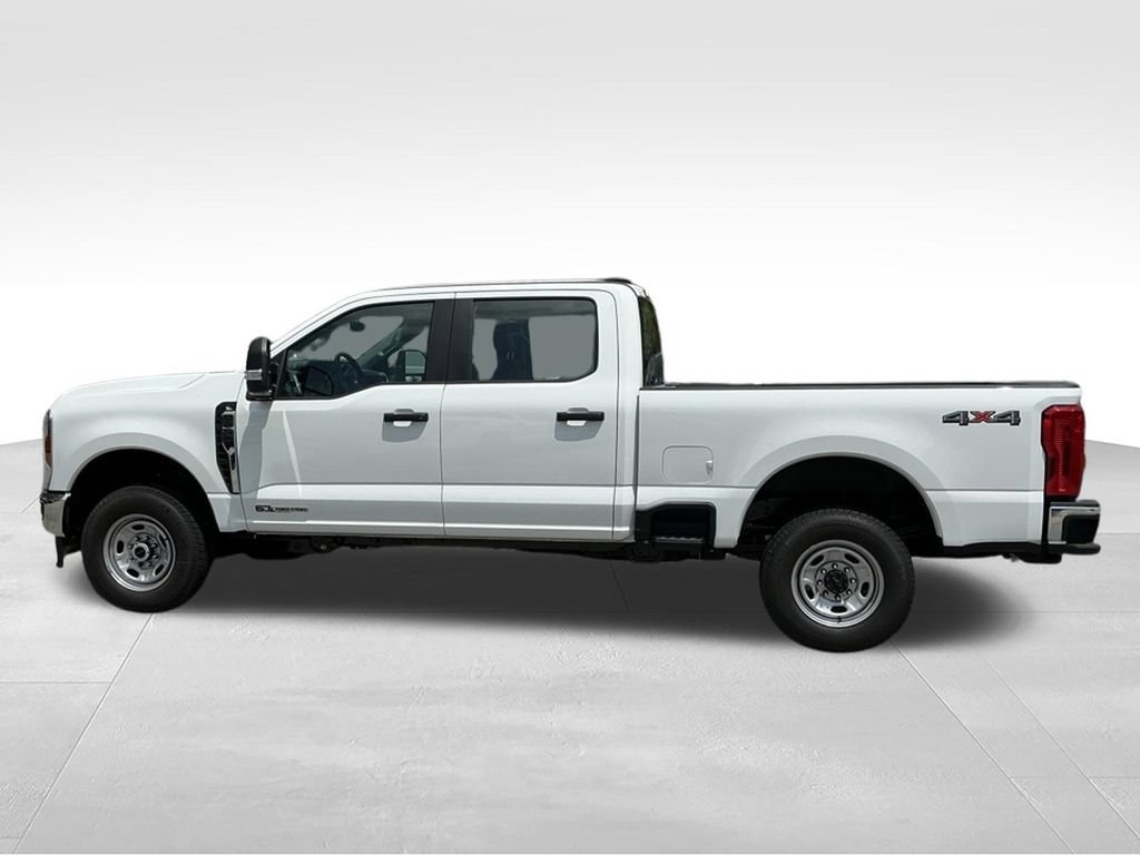 New 2026 Ford F250 XL w/ XL Chrome Package AWD/4WD image 3