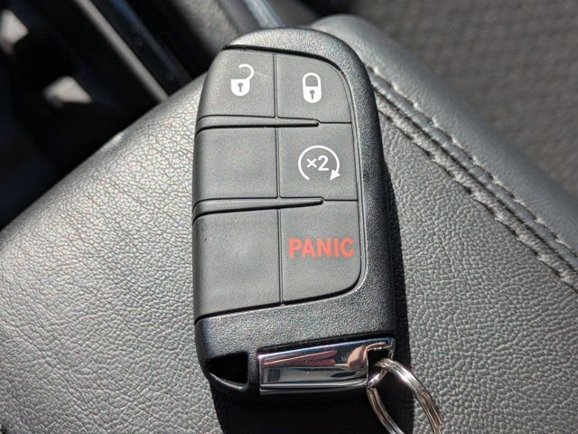 New 2026 Jeep Compass Latitude image 25