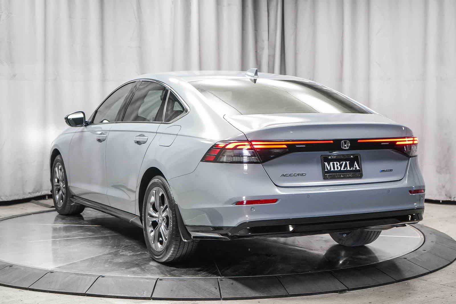 Used 2024 Honda Accord EX-L image 7