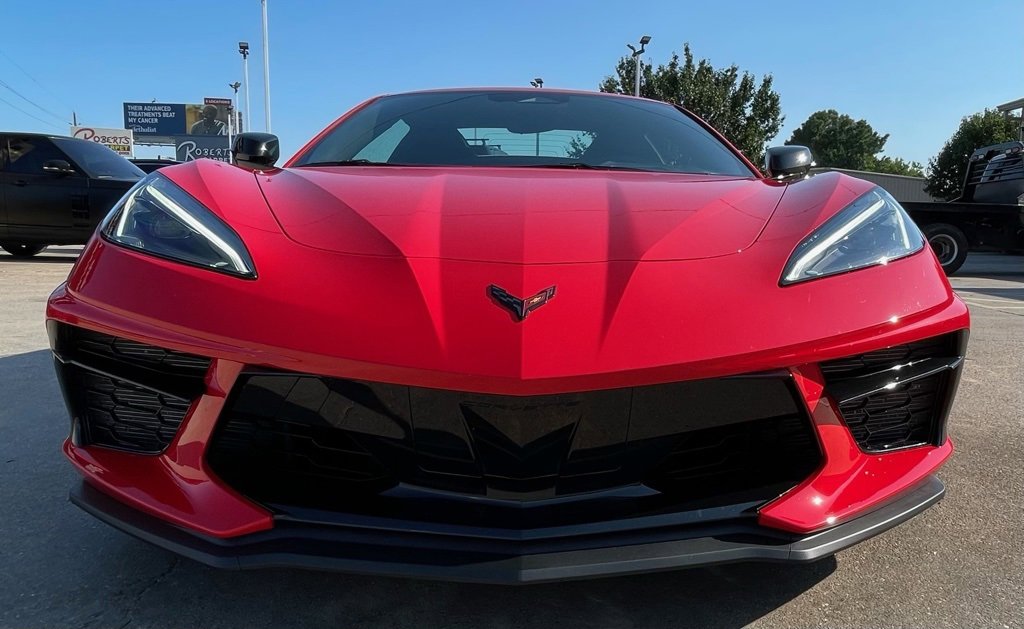 Used 2024 Chevrolet Corvette Stingray Convertible w/ Z51 Performance Package image 9