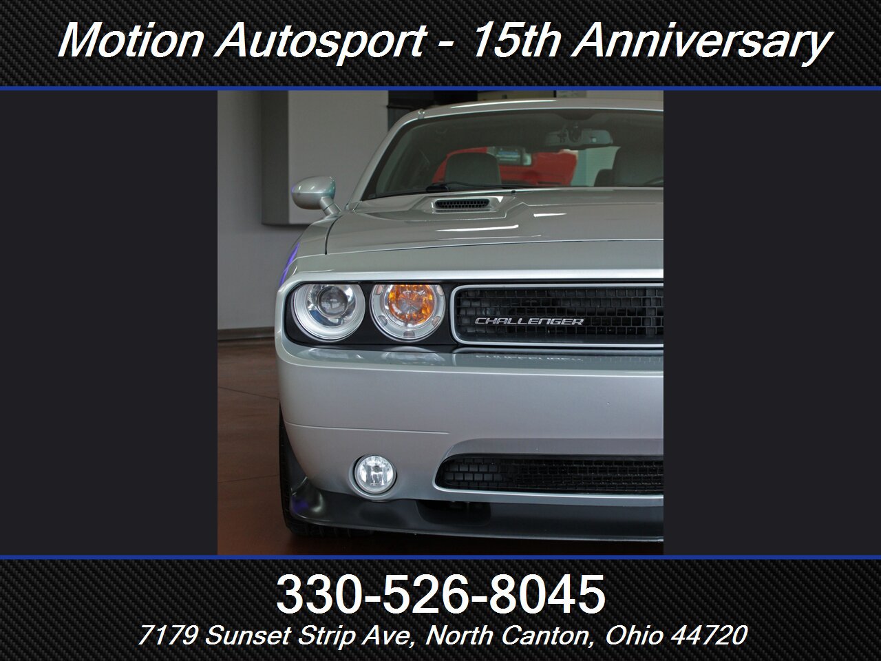 Used 2012 Dodge Challenger SRT8 RWD image 5
