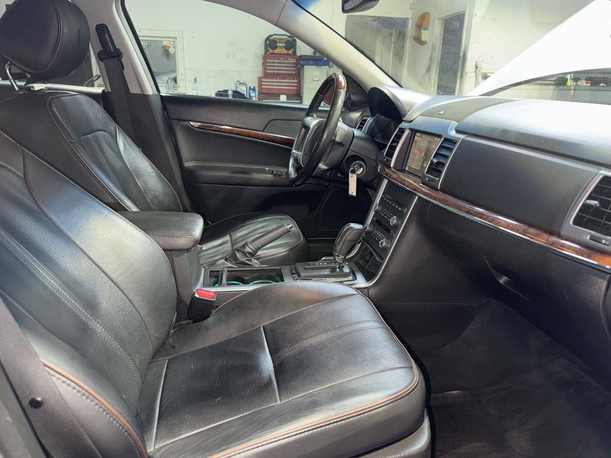 Used 2012 Lincoln MKZ Hybrid FWD image 27