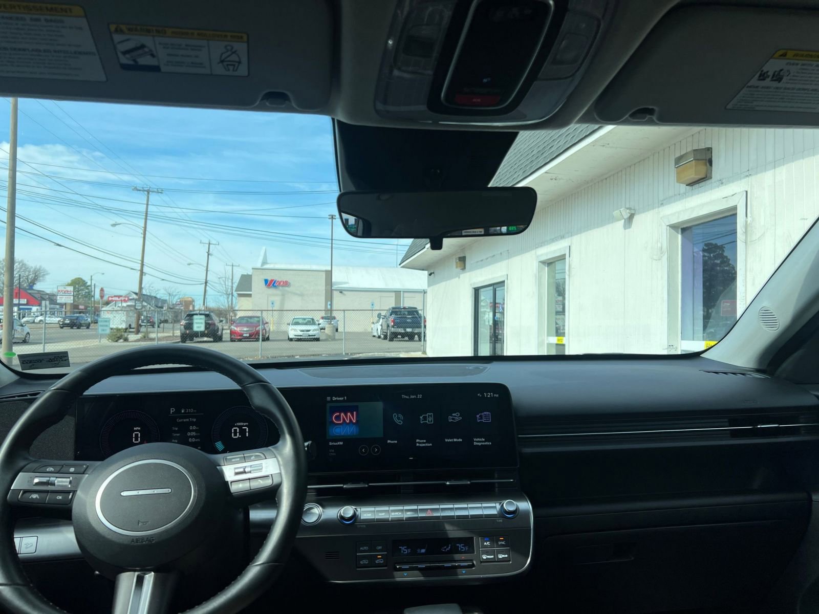 Used 2025 Hyundai Kona SEL image 33