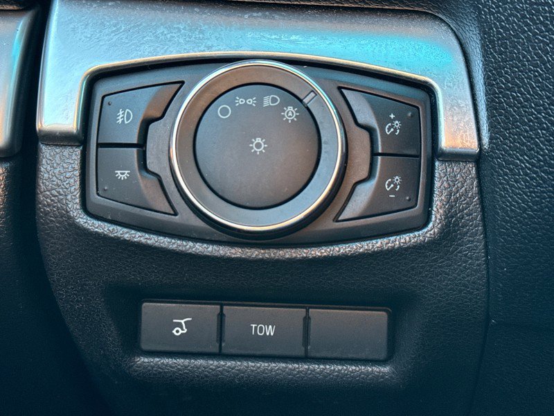 Used 2017 Ford Explorer Sport image 47