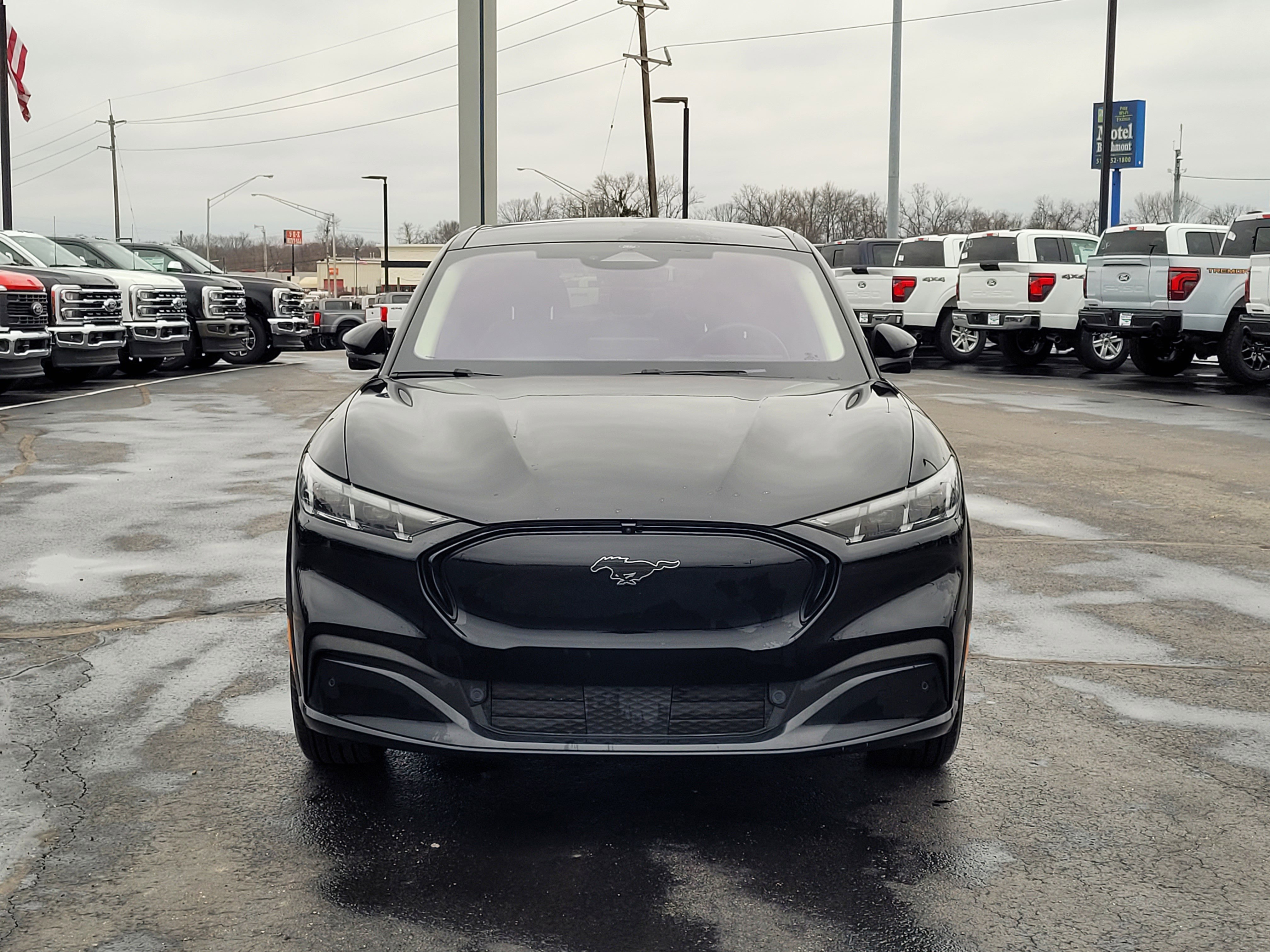 Used 2024 Ford Mustang Mach-E Premium image 9